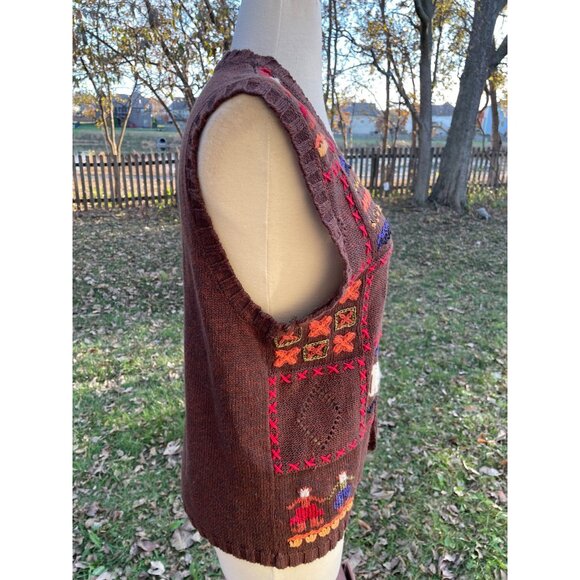 Sweater Vest With Folk Art Embroidery Size Large Brown Ramie/Cotton Blend V-Neck - Picture 8 of 15